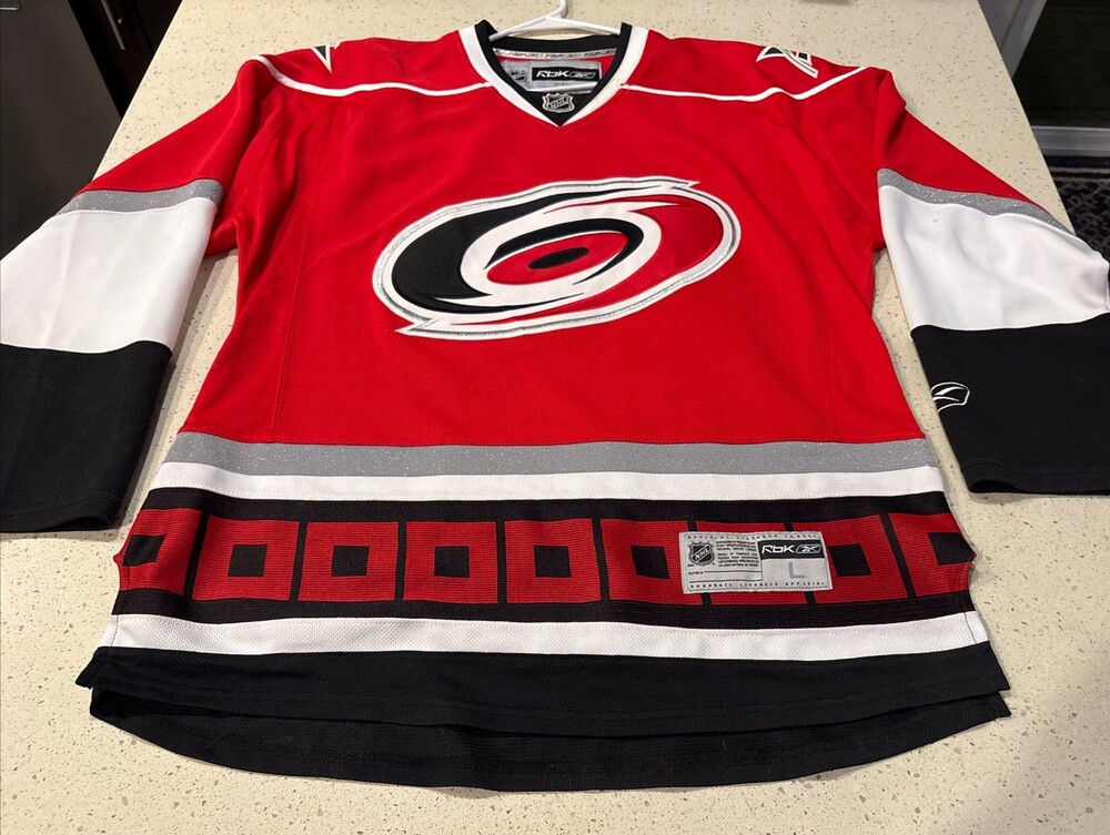 Reebok NHL Carolina Hurricanes Hockey Jersey Red Black White Official L/G Flaw